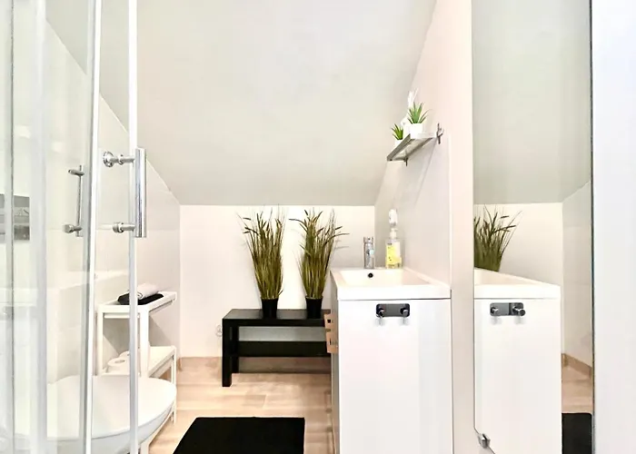 Apartel24pl Chopin House Self Check-in شقة *