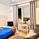 Apartel24pl Chopin House Self Check-in דירה *
