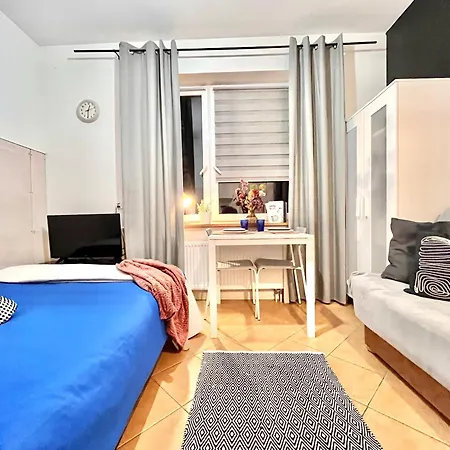 Apartel24pl Chopin House Self Check-in ורשה